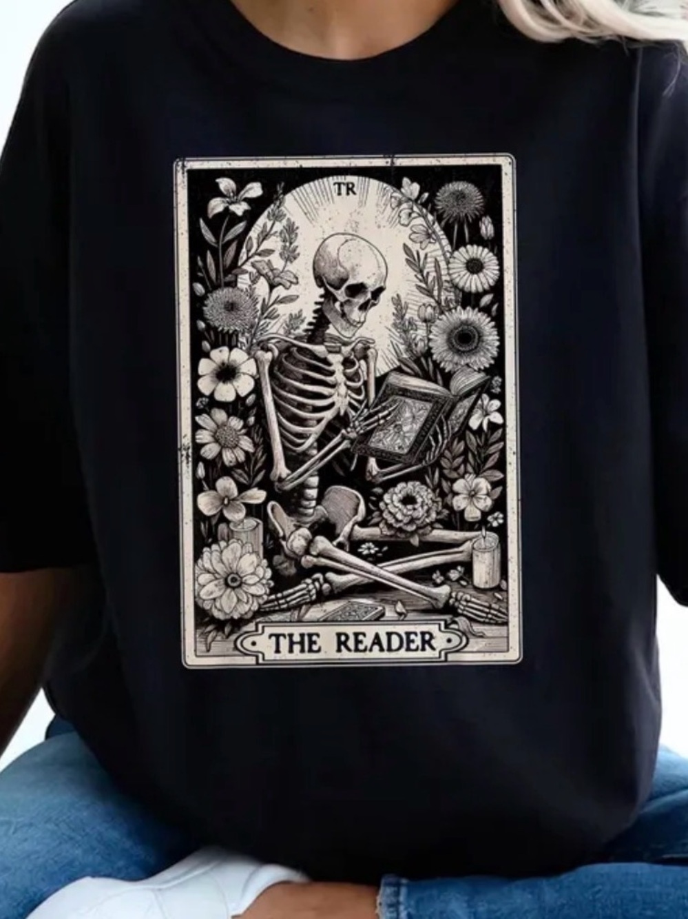 The Reader Tarot Card Skeleton Graphic Tee - Unisex NWOT